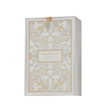 French Avenue Essence De Blanc elegant mit floraler Reinheit und Amber